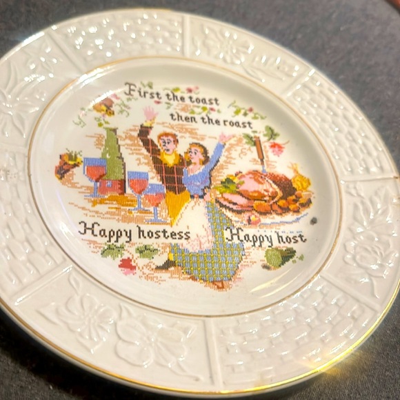 VINTAGE POOLE POTTERY PLATE "FIRST THE TOAST THEN THE ROAST ... - Picture 3 of 4